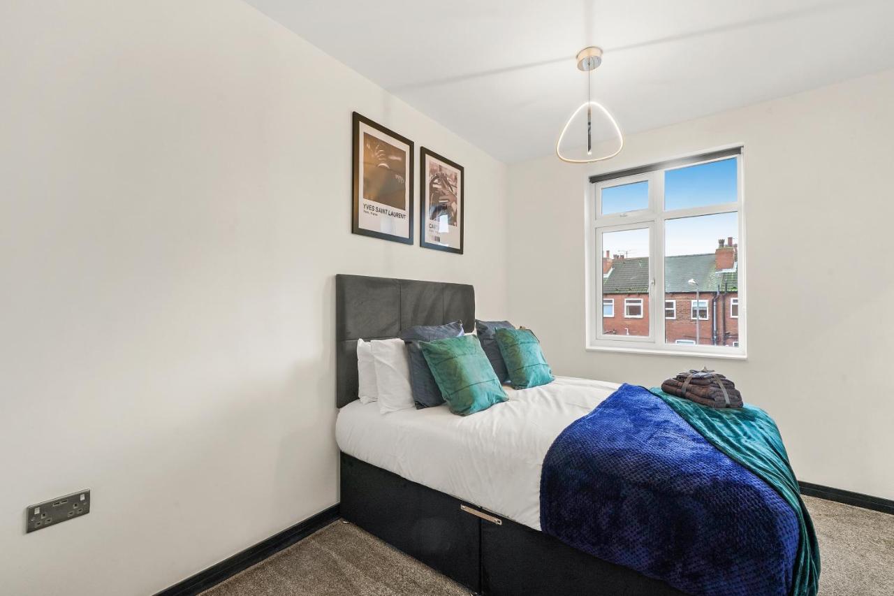 Stylish Yorkshire Gem - Sleeps 4 - Great Location Διαμέρισμα Castleford Εξωτερικό φωτογραφία